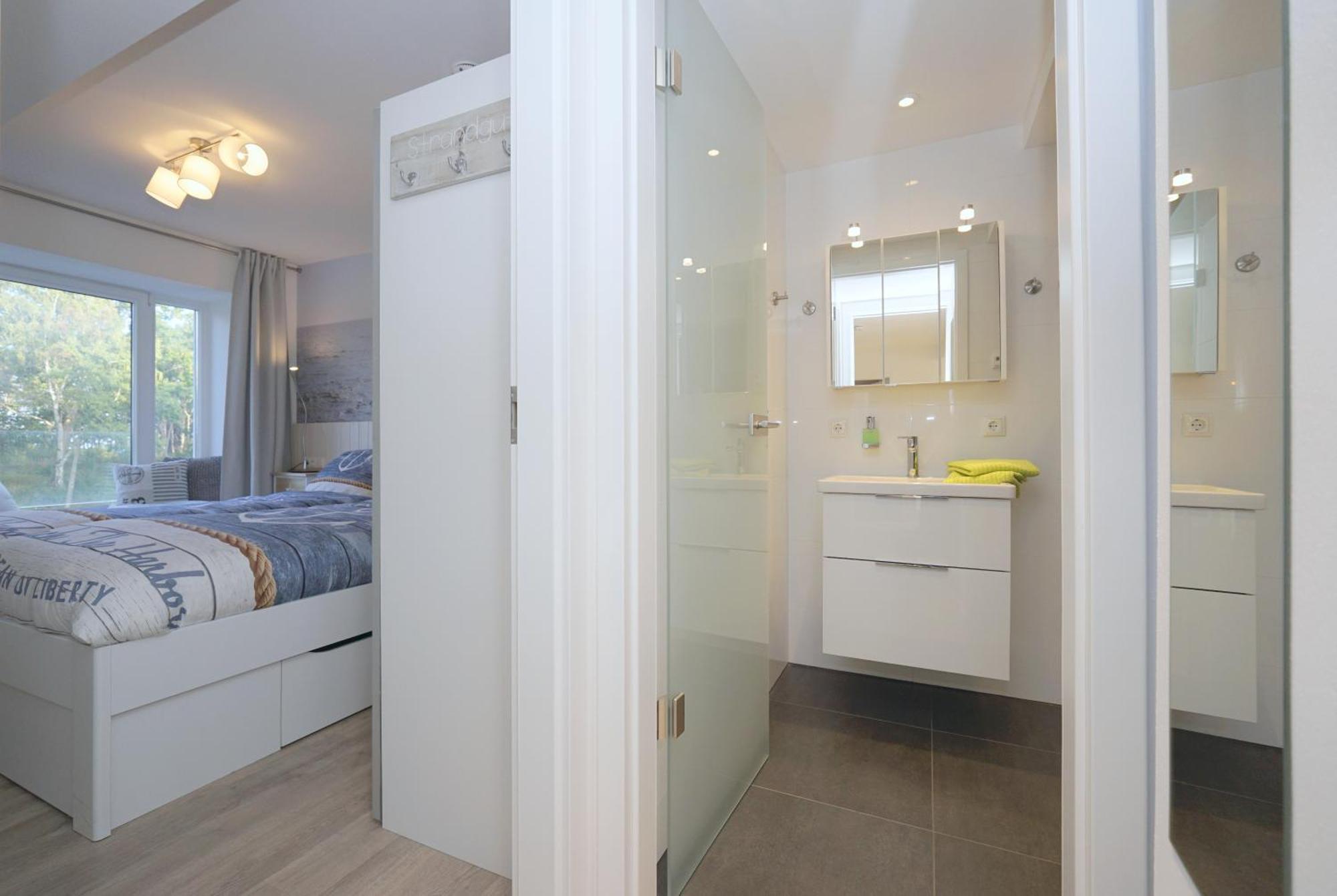 Traum Fewo Strandliebe Mit Meerblick, 3 Schlafzimmer, 2 Baeder บินซ์ ภายนอก รูปภาพ